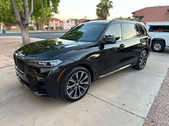 2022 BMW X7