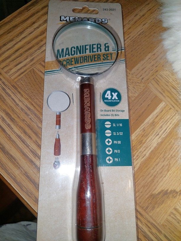 Magnifier& Screwdriver Set