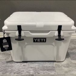 New Yeti Tundra 35 Cooler White