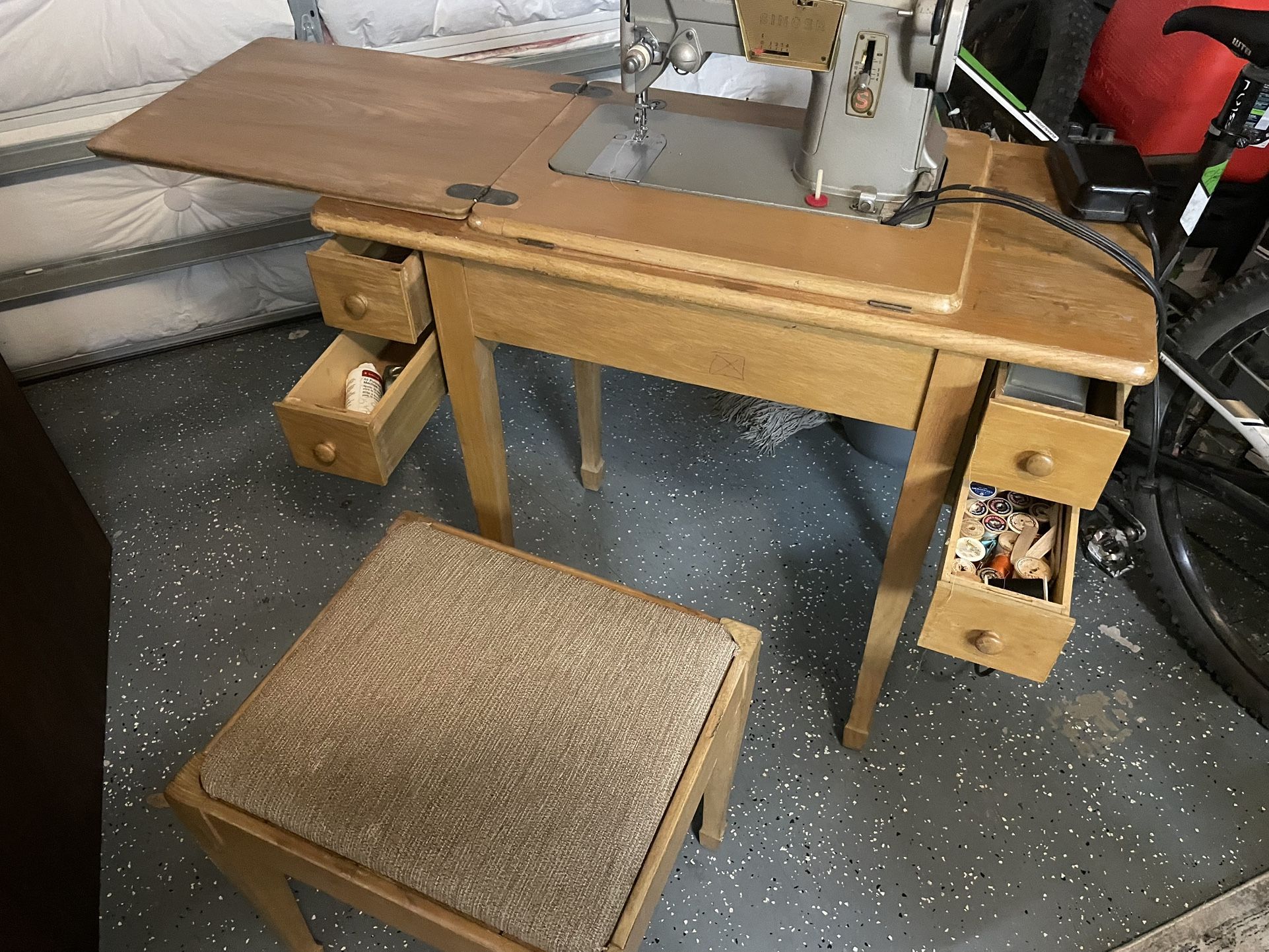 Sewing Machine-antique