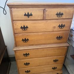 Wooden dresser 