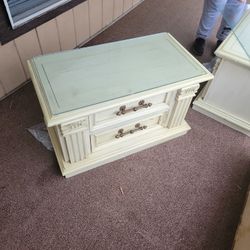 2 NightStands Dressers