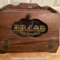 Vintage Collectible Classic Wooden Bread Box With Glass Window