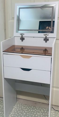 Vanity small white