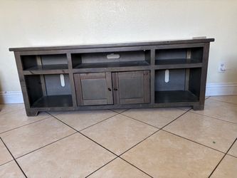 Tv stand