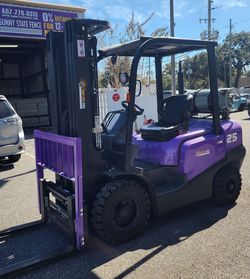 HIFOUNE FG25
-Engine: Kubota
-Year: 2023