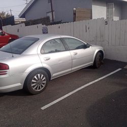 2005 Dodge Stratus 