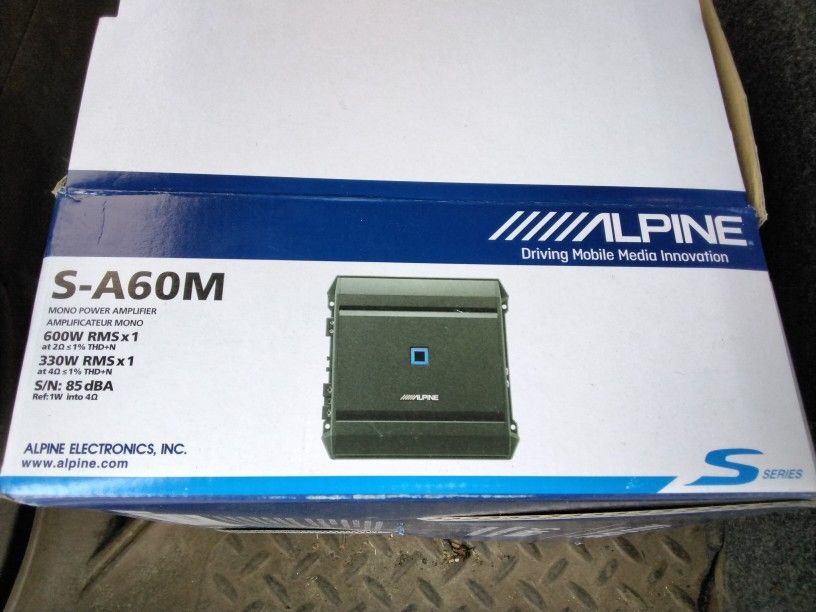 600 Watt Alpine Amp Used Only A Couple Days