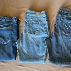 3 Pair Women's Jeans For $7