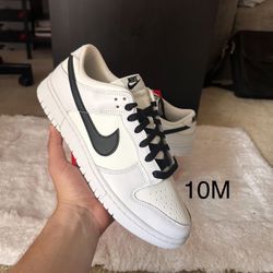 Nike Dunk Low Reverse Panda