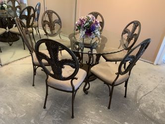 Dining Room Table and Chairs Set