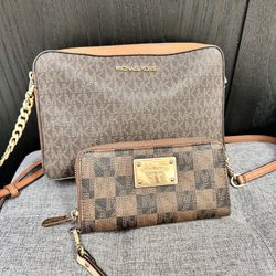 Michael Kors Crossbody And Wallet 