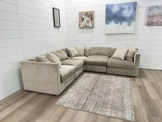 Walter E Smithe Modular Sectional