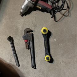 Selling Used Tools, Ratchet Pipe, Wrench, Impact, Wrench, Etc.