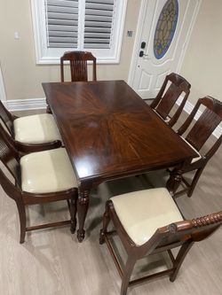 Dining Table Set
