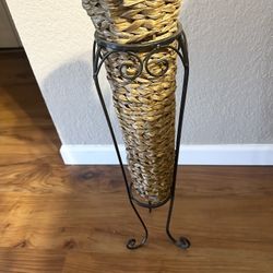 Rattan/Iron Plant/Flower Stand 