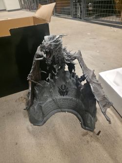 Skyrim alduin figure