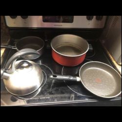 kettle, dish dryer, 2 pots and pan, all for $10!