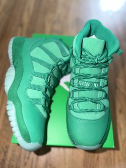 Air Jordan 11 “Monstars” size 6.5Y