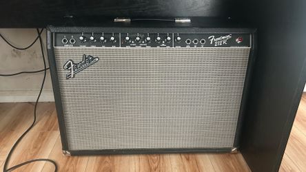 Fender Frontman 212R