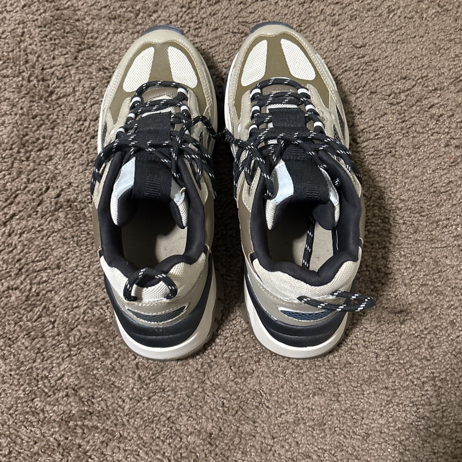 new h&m running shoes/tennis shoes