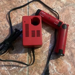 Milwaukee Screw Driver Rechargeable 