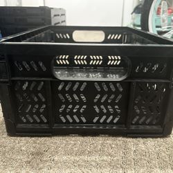 8 stackable plastic storage crates