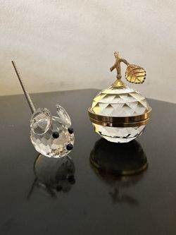 Small Swarovski Crystal Figurines (mouse And Apple Photo Frame)