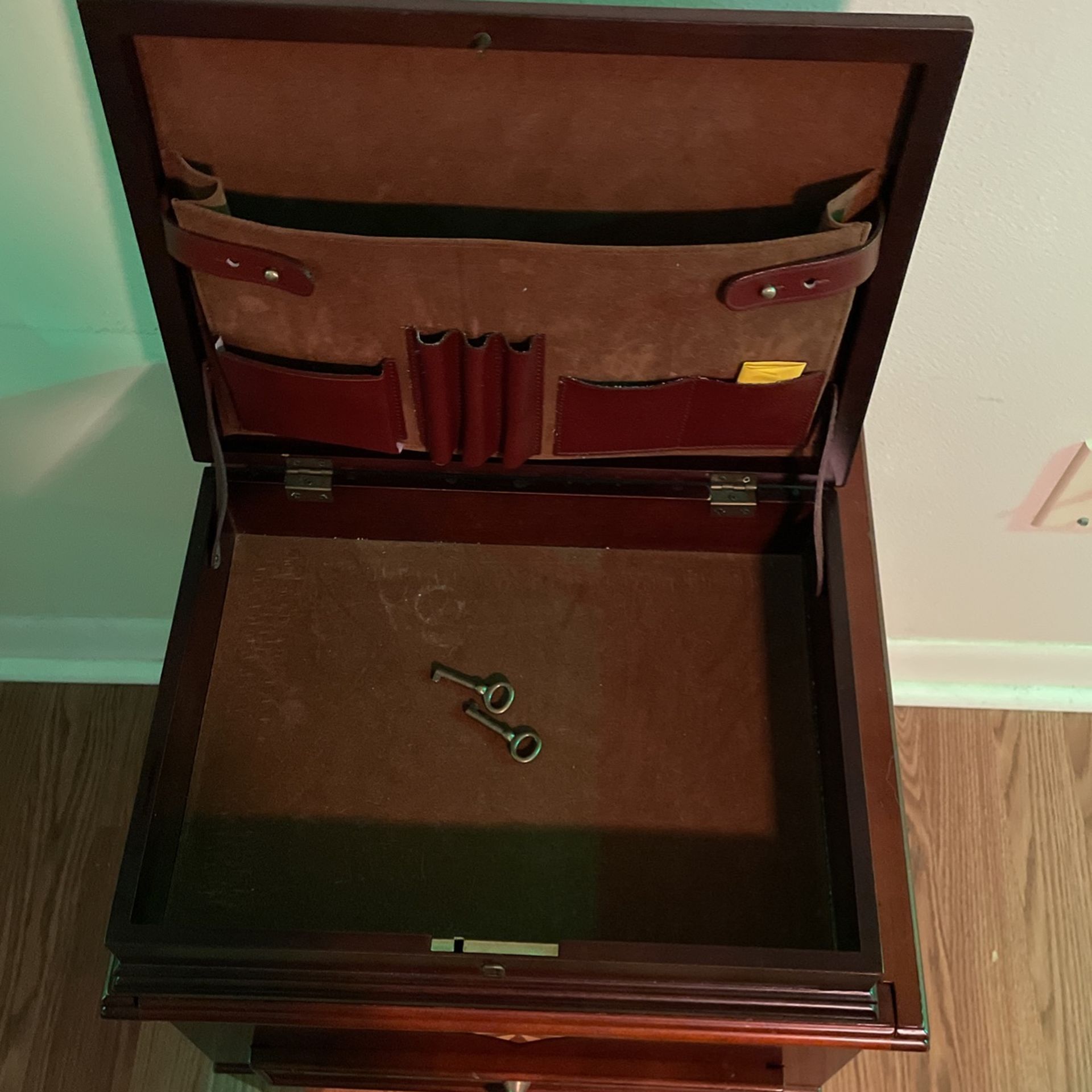 Wooden Attaché Box