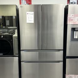 New LG Refrigerator 