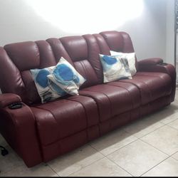 Free Sofa 18978 Nw 57 Ave Spanikker Cove Call Me Asap
