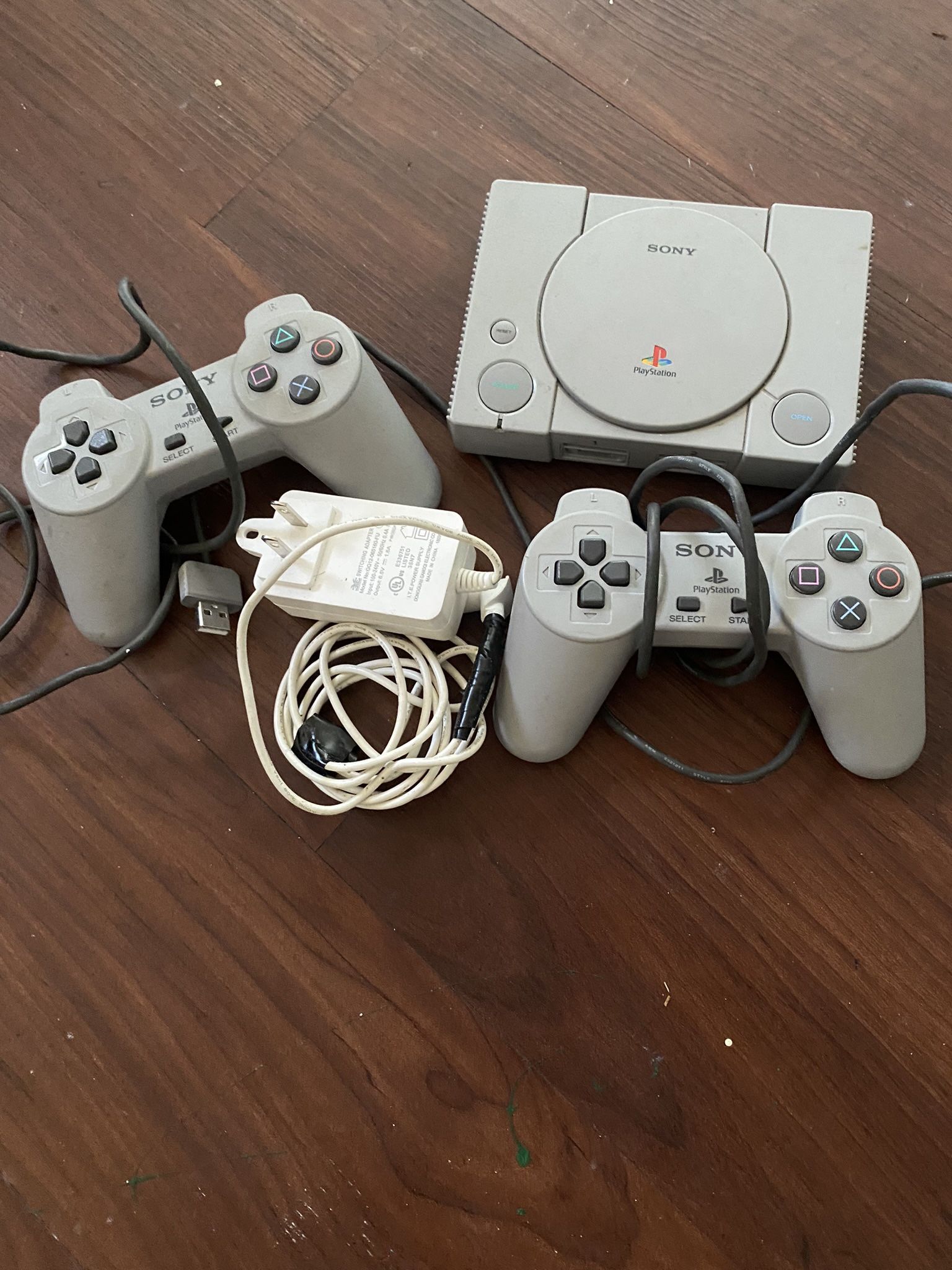 Play Station 1