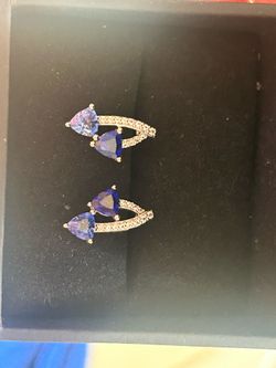 Gemstone sapphire earrings