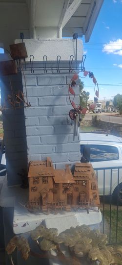 Fence and wall decorations