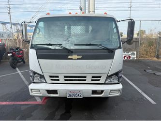 2006 W4500 stake bed truck (gas)