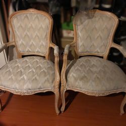 2 Chairs