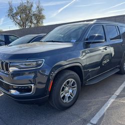2022 Jeep Wagoneer