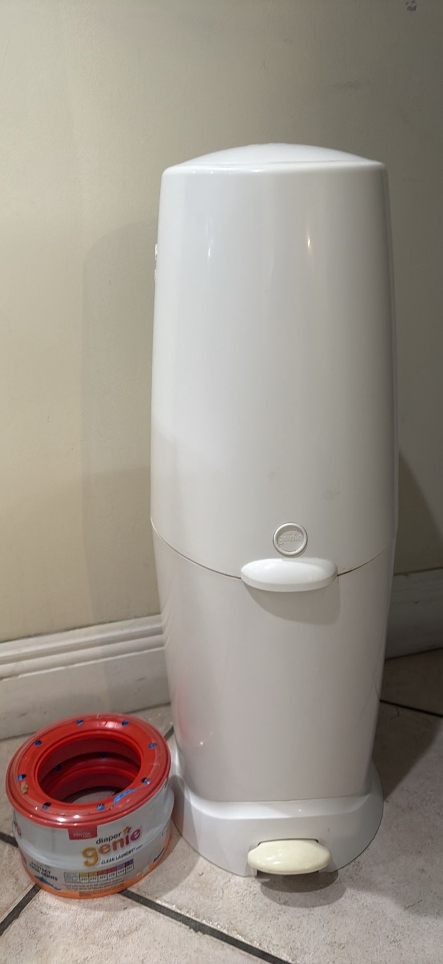 Diaper Genie With 2 Refills