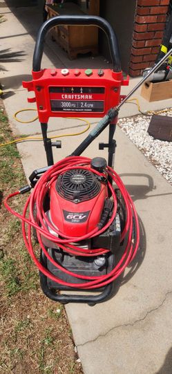 Craftsman Pressure washer with Honda motor