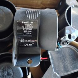 Back-Up Travel Warning Alarm