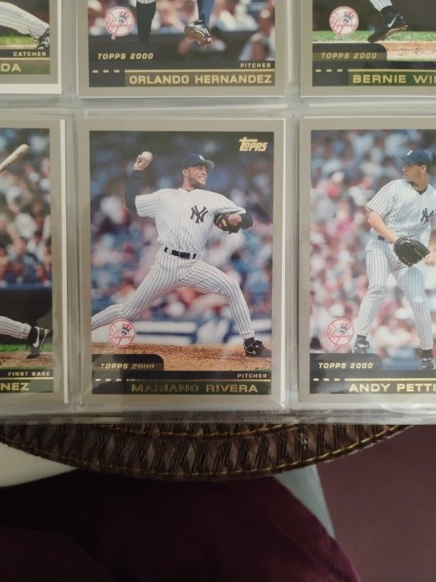 2000 Topps Baseball Cards