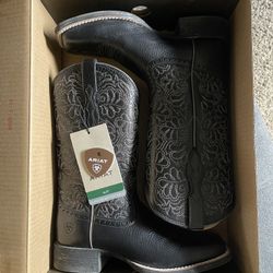 Ariat Women's Round Up Remuda West Boots, Black, Size7 