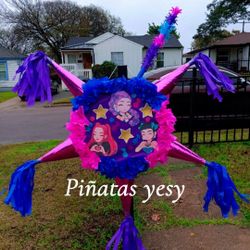 Piñatas Guerreras Kpop