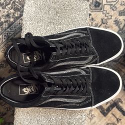 Rare Stitched Brand New Vans - Men’s  10.5 