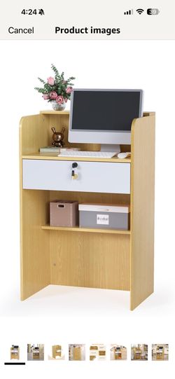 Reception desk