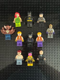 Lego minifigures superhero lot