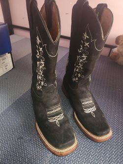 Women's boots