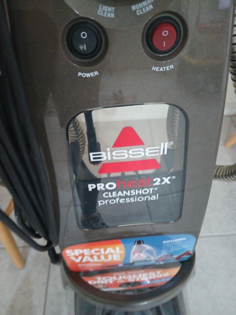 Bissell Carpet Shampooer