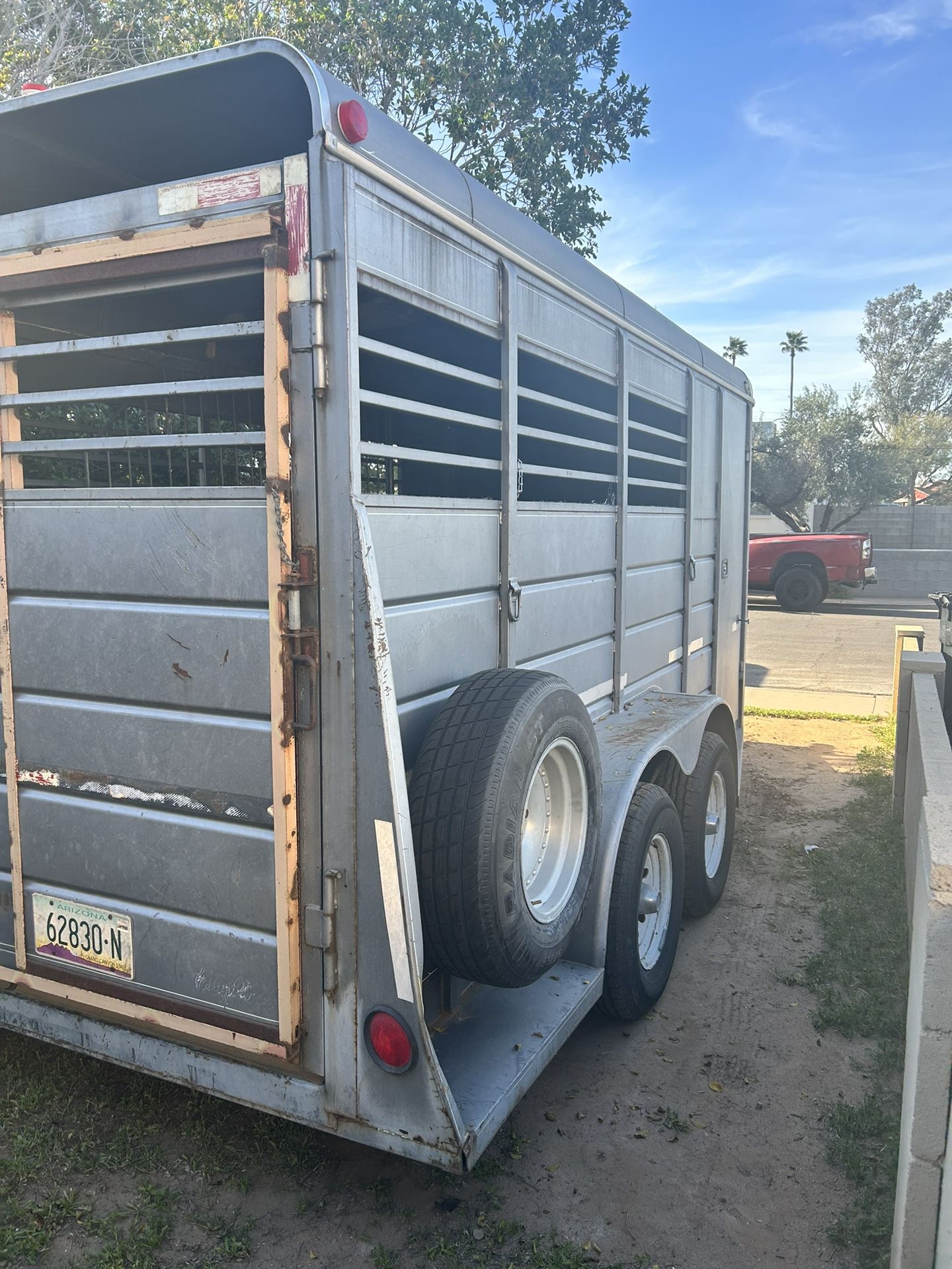 3 Horse Tralior Tack Room for Sale in Mesa, AZ OfferUp