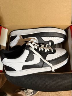 New Nike Court Vision Low Shoes - size 10